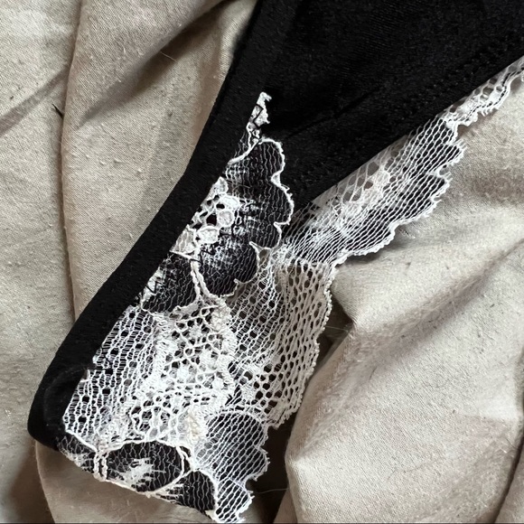 NWT Lucky Thong - Picture 6 of 8